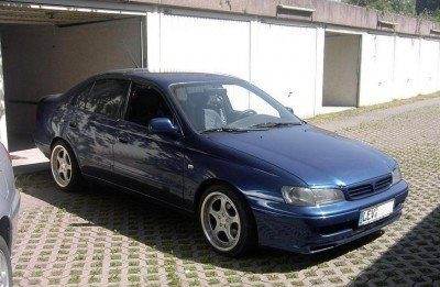 Toyota_Carina_E.jpg