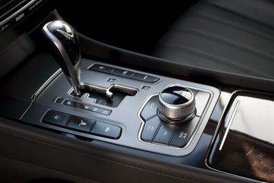 2011-Hyundai-Equus-54.jpg