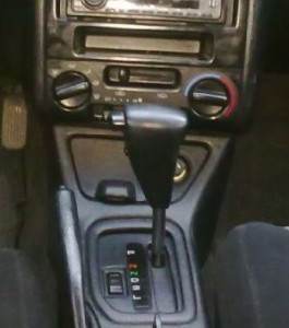 Toyota-Carina-E-1225210_1.jpg